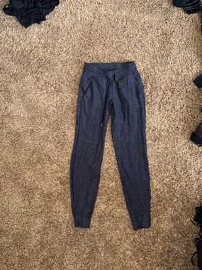 Lululemon Navy Heather Jogger Pants with Drawstring Waist